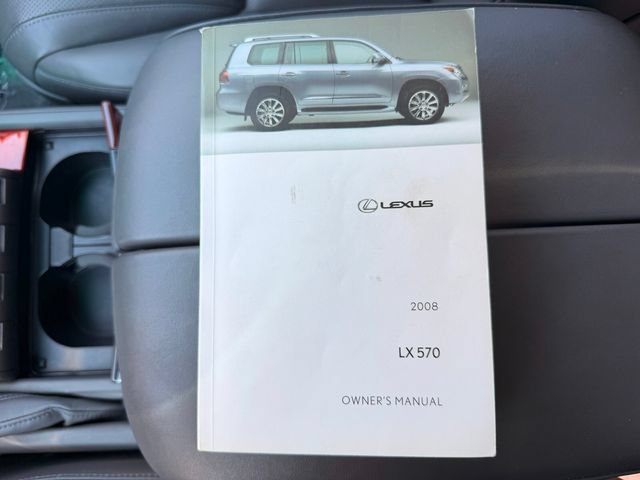 Used 2008 Lexus LX 570 4WD w/ Technology Pkg image 26