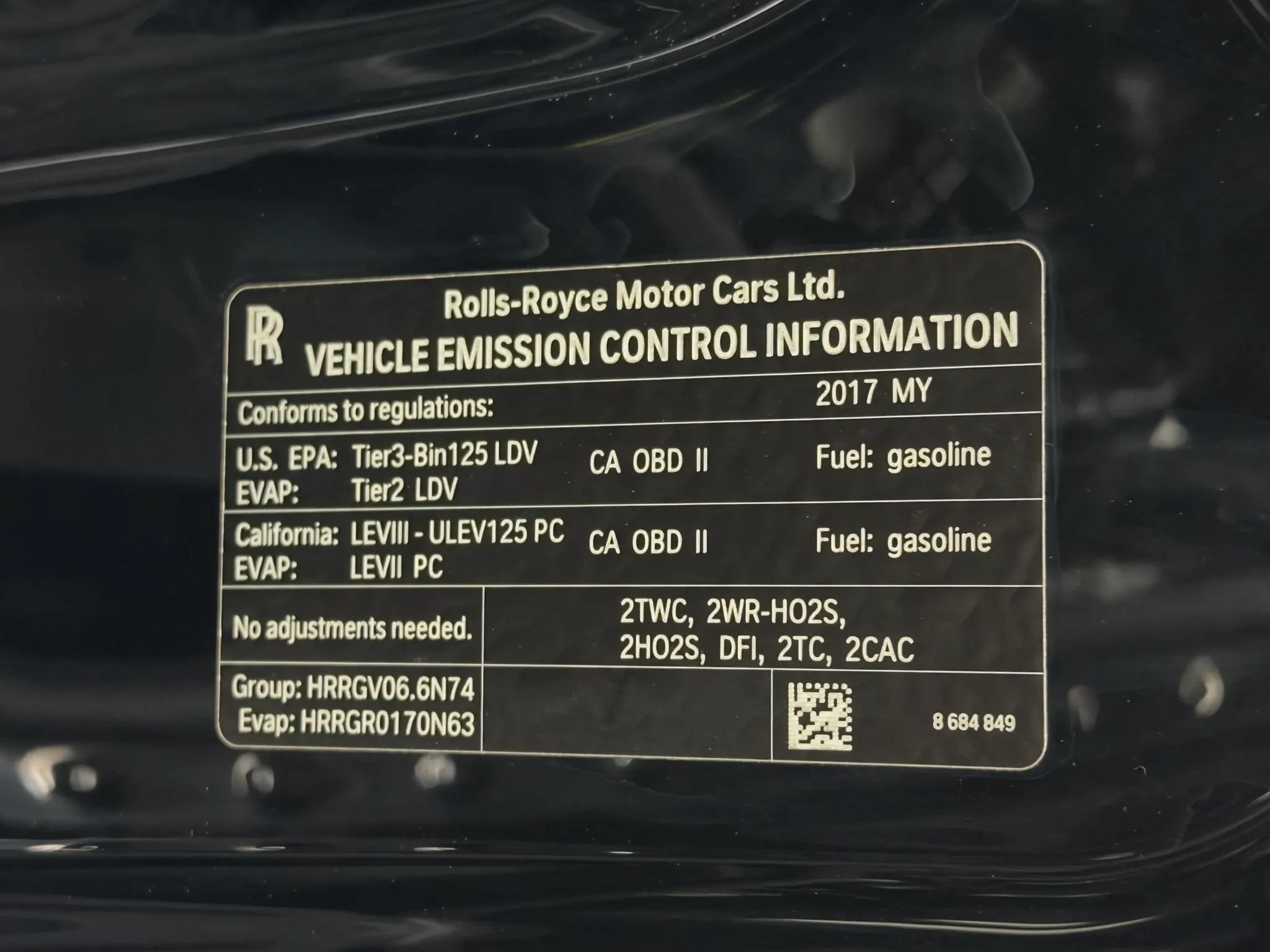 Used 2017 Rolls-Royce Dawn RWD image 98