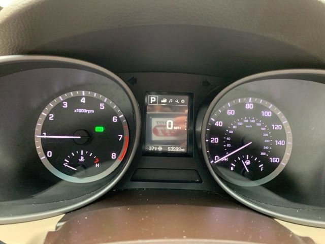 Used 2017 Hyundai Santa Fe Sport image 16