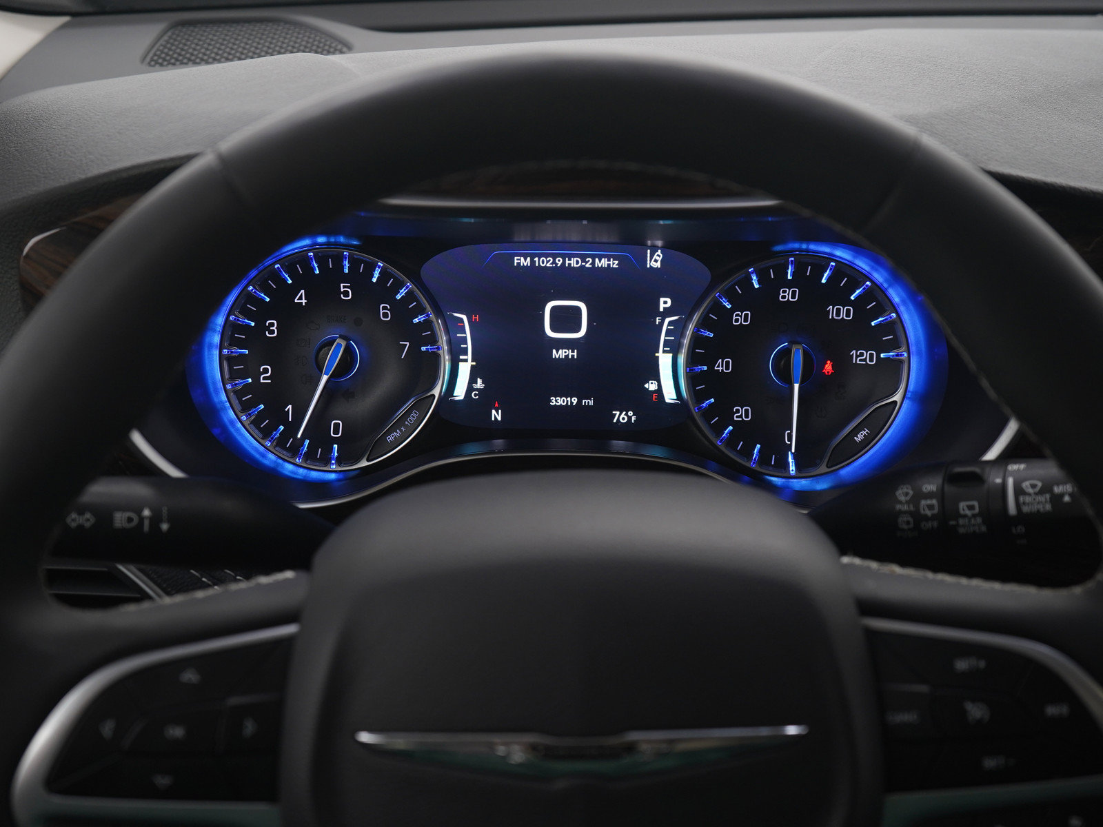 Used 2024 Chrysler Pacifica Limited FWD image 26
