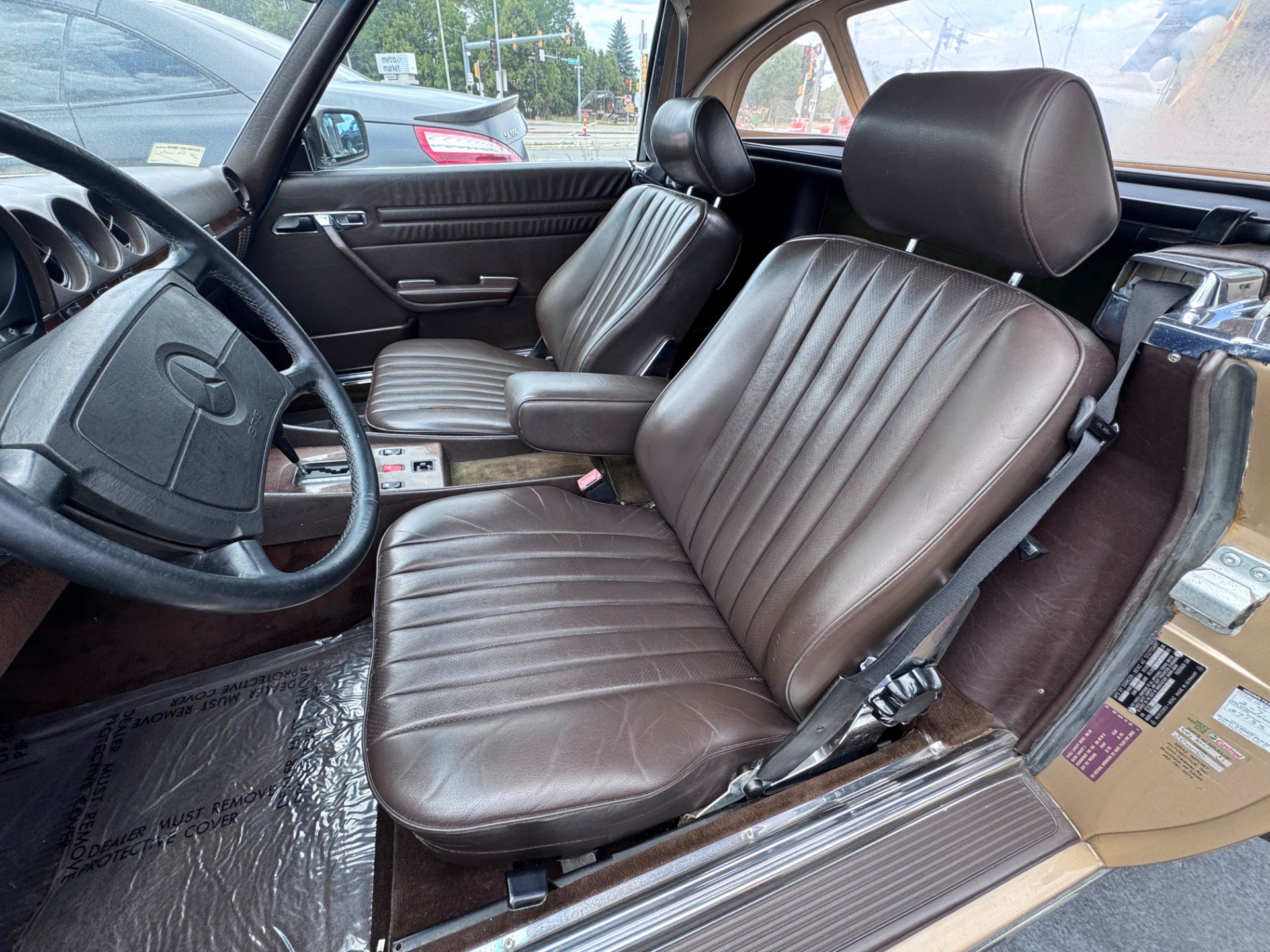 Used 1987 Mercedes-Benz 560 SL image 2