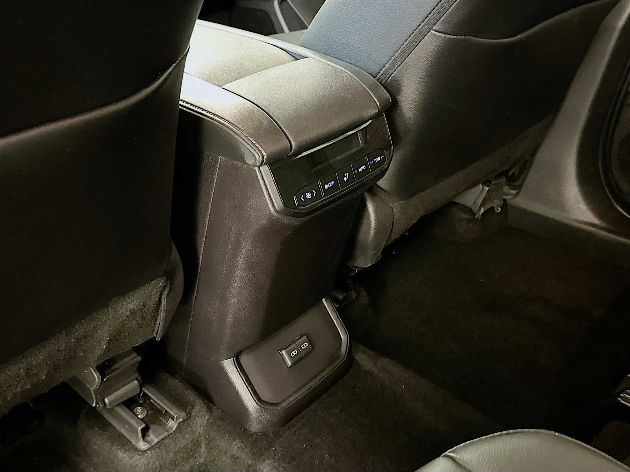 Used 2024 Toyota Highlander XSE image 29