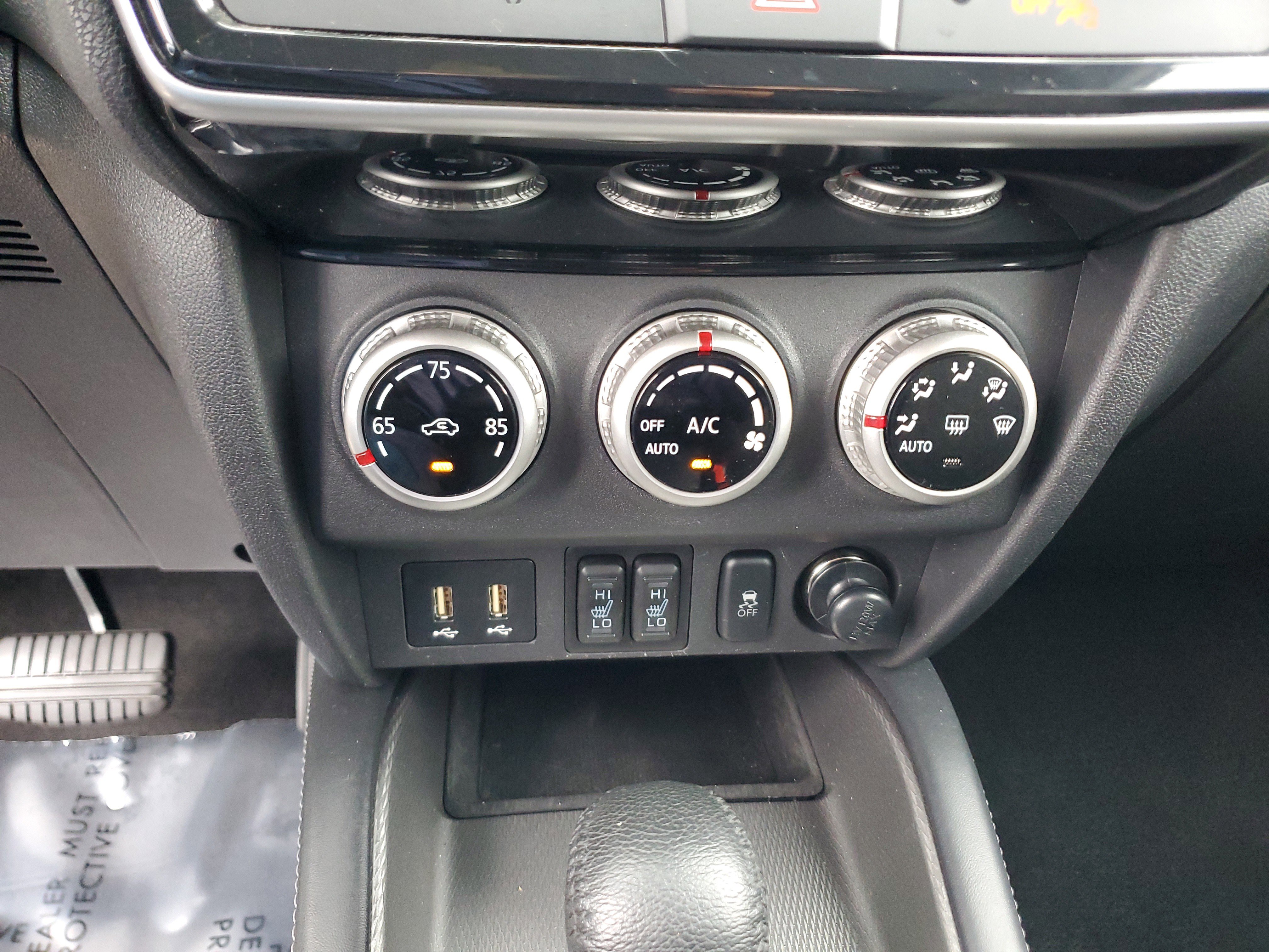 Used 2021 Mitsubishi Outlander Sport SE FWD image 23