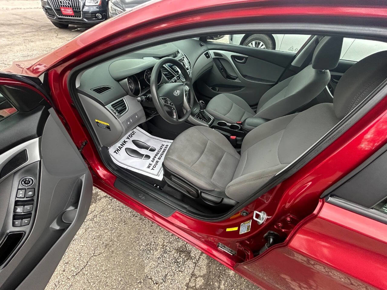 Used 2014 Hyundai Elantra SE w/ Option Group 02 FWD image 7
