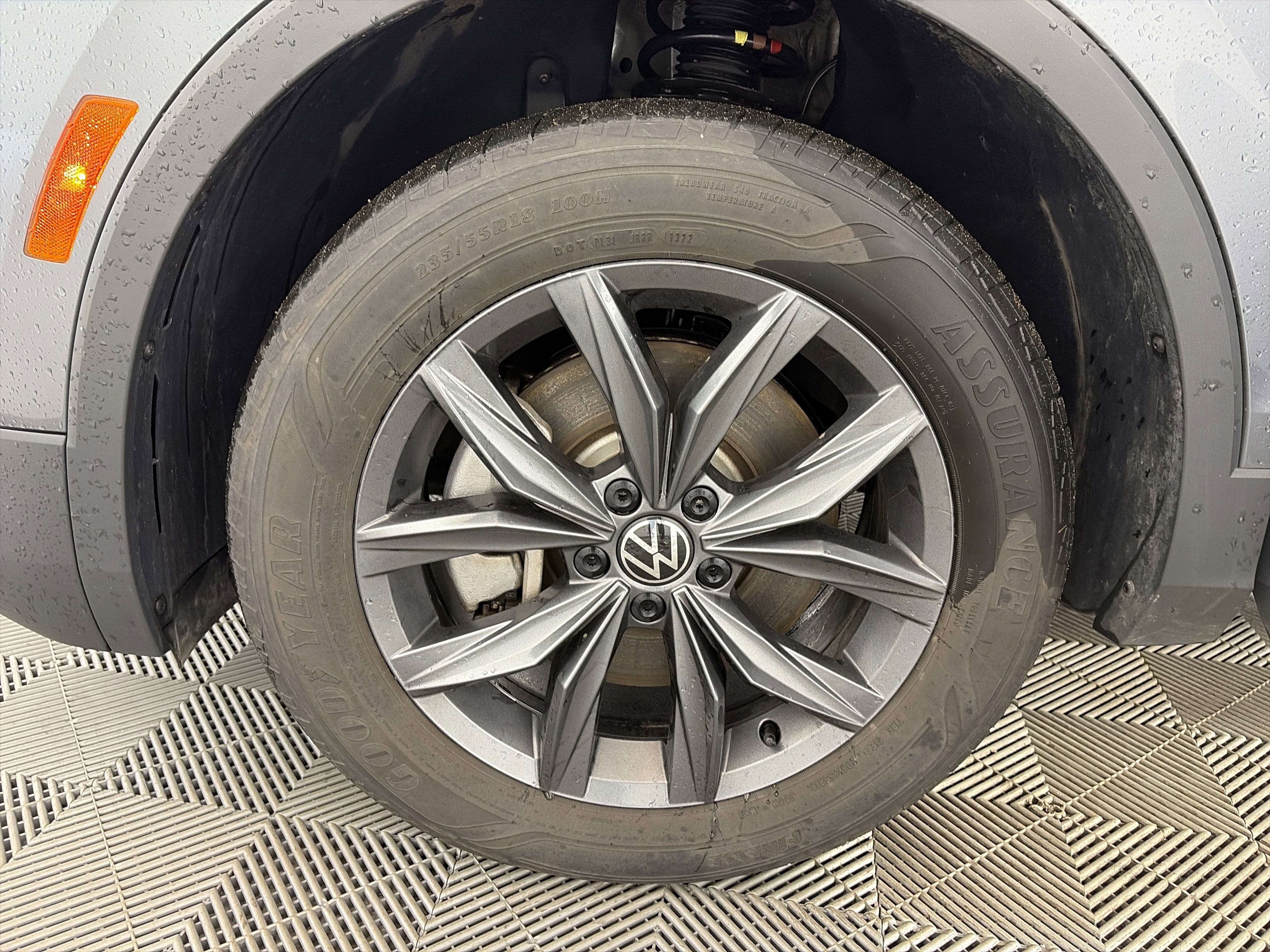 Used 2022 Volkswagen Tiguan SE image 13