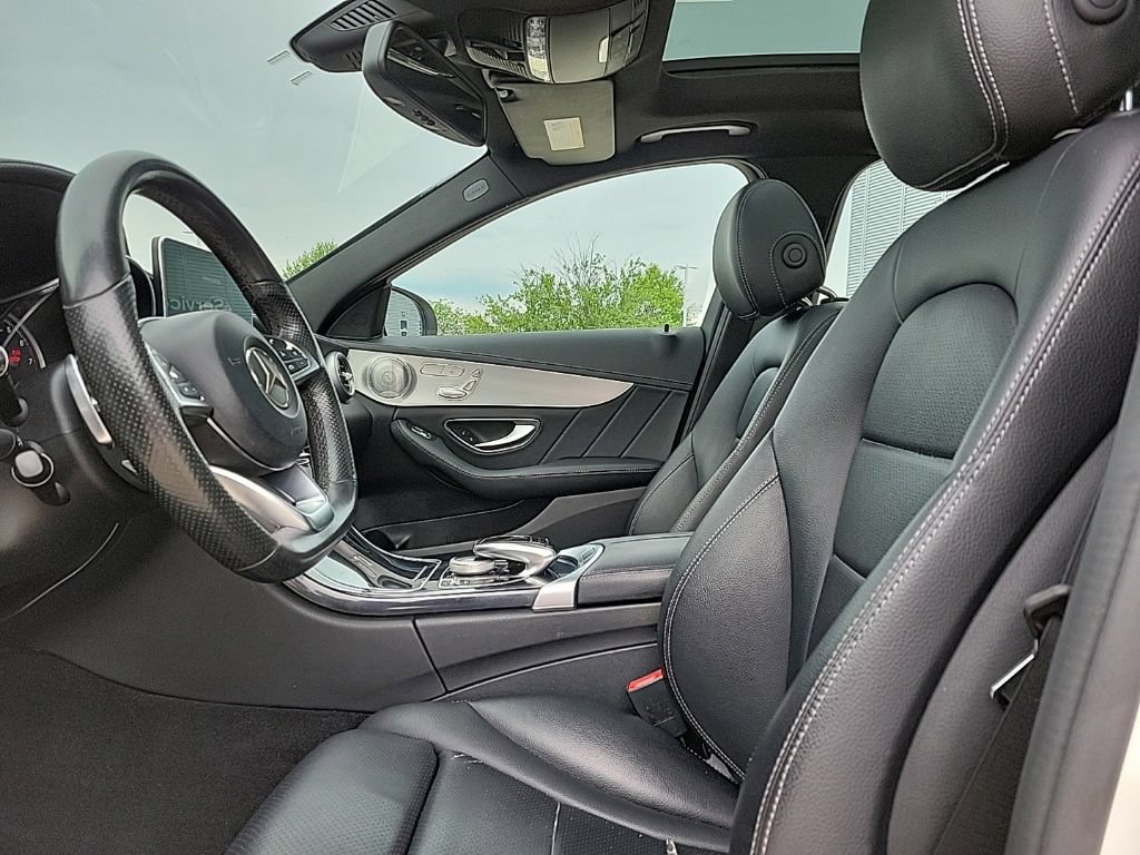 Used 2015 Mercedes-Benz C 300 4MATIC Sedan image 11