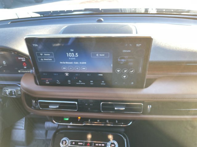 Used 2022 Lincoln Nautilus Reserve AWD/4WD image 20