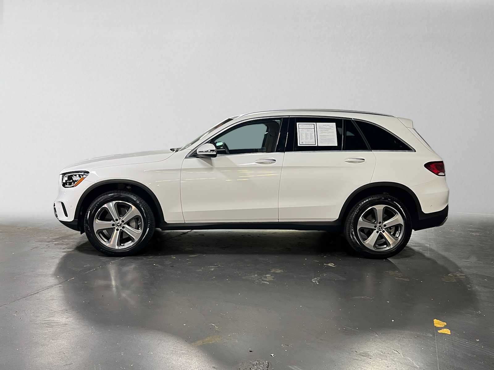 Used 2022 Mercedes-Benz GLC 300 4MATIC image 6
