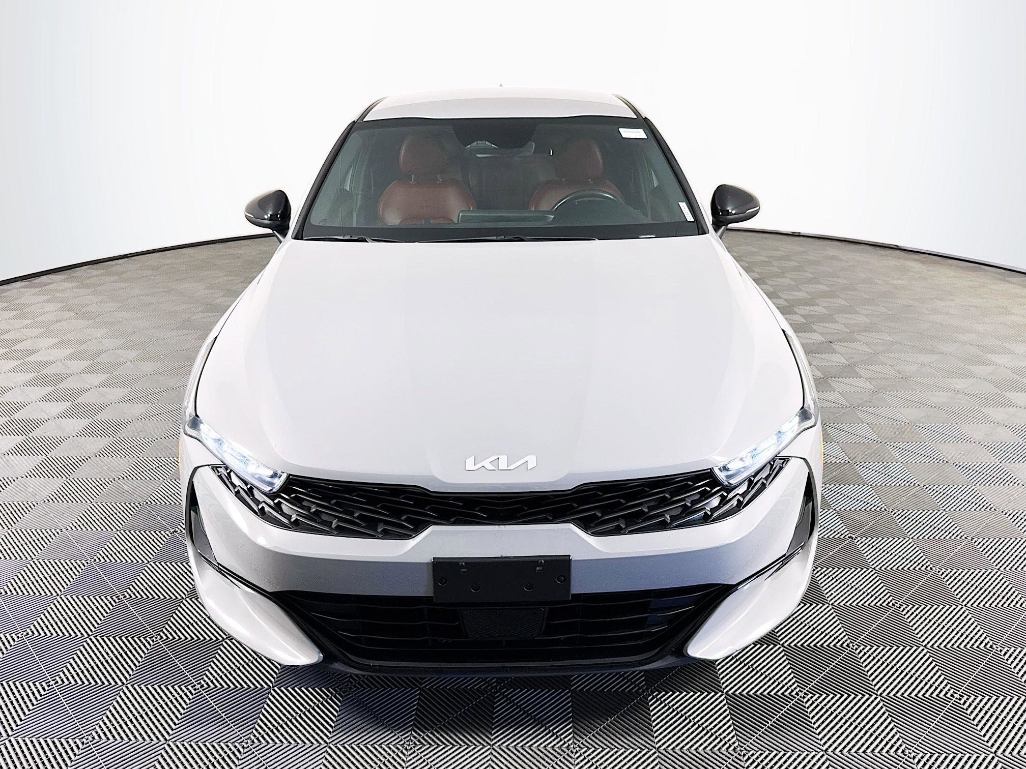 Used 2024 Kia K5 GT-Line w/ GT-Line Premium Package image 2