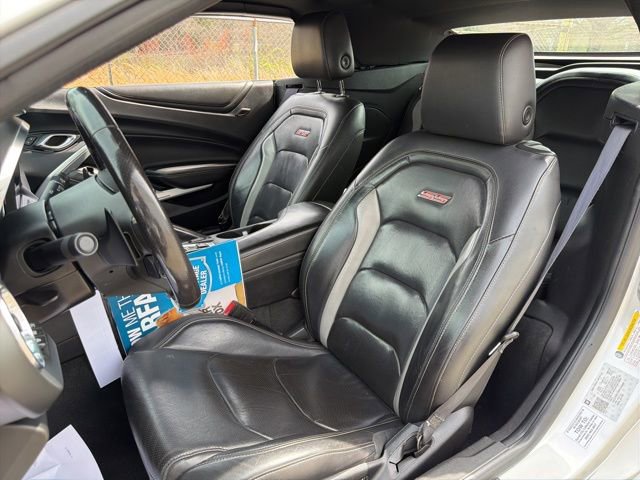 Used 2019 Chevrolet Camaro SS image 25