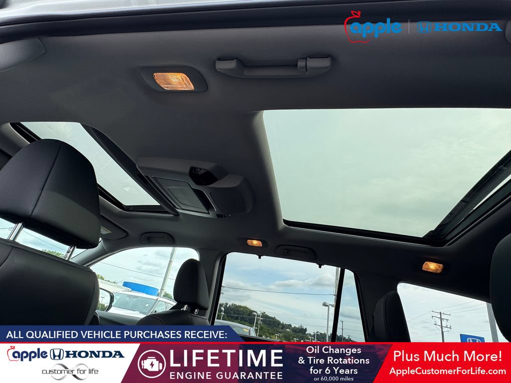 Used 2021 Honda Pilot Elite image 18