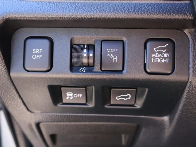 Used 2017 Subaru Forester 2.5i Premium AWD/4WD image 40