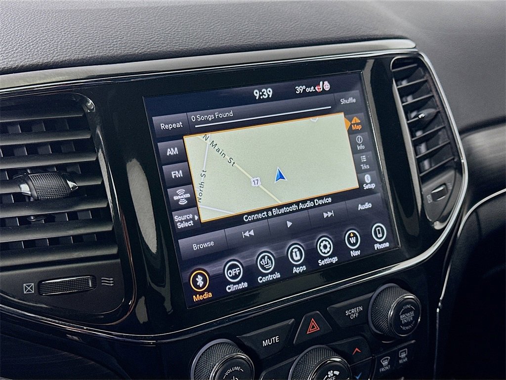 Used 2022 Jeep Grand Cherokee Limited w/ Tech Group image 26