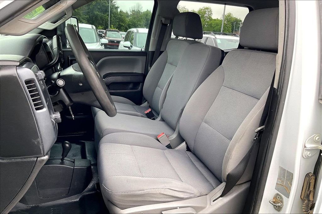 Used 2018 Chevrolet Silverado 3500 W/T AWD/4WD image 34
