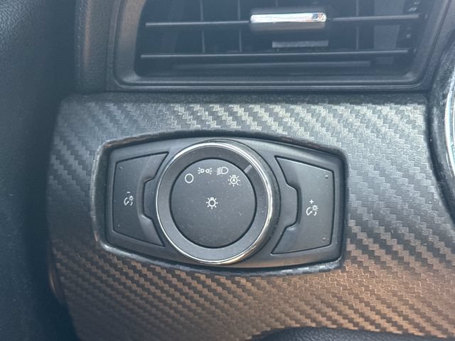 Used 2016 Ford Mustang Coupe RWD image 23