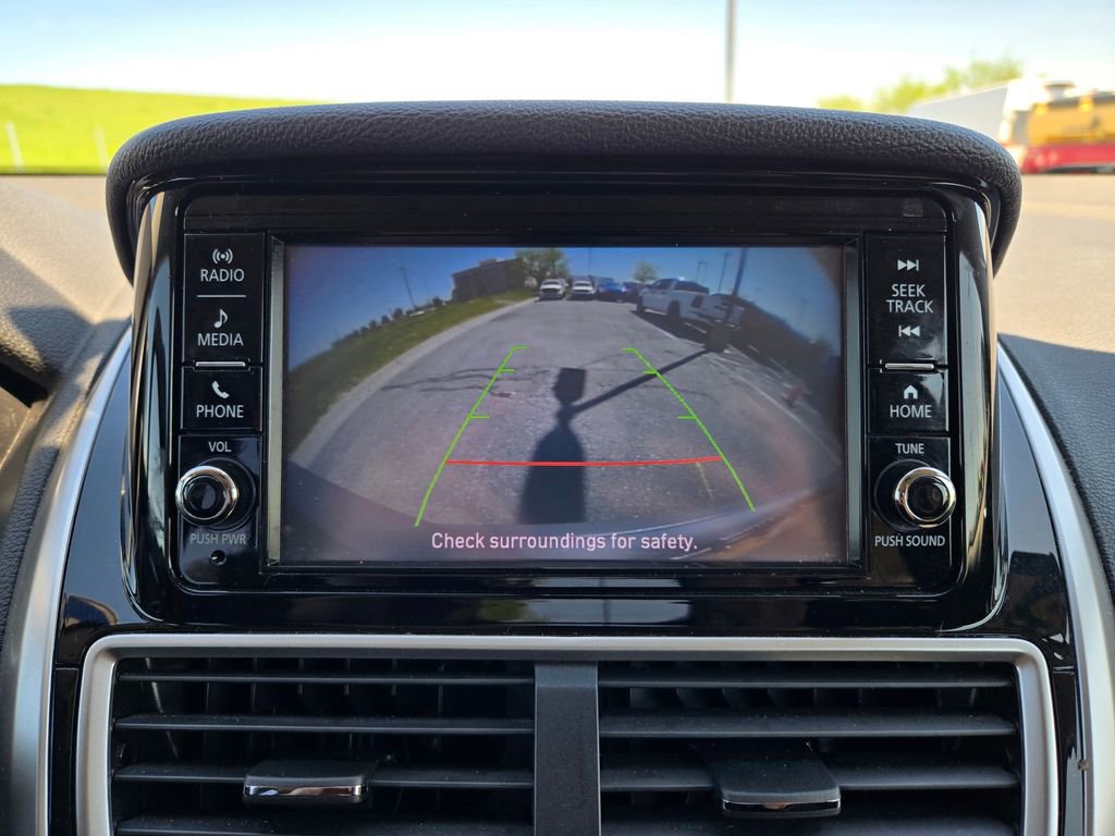 Used 2020 Mitsubishi Eclipse Cross ES FWD image 22