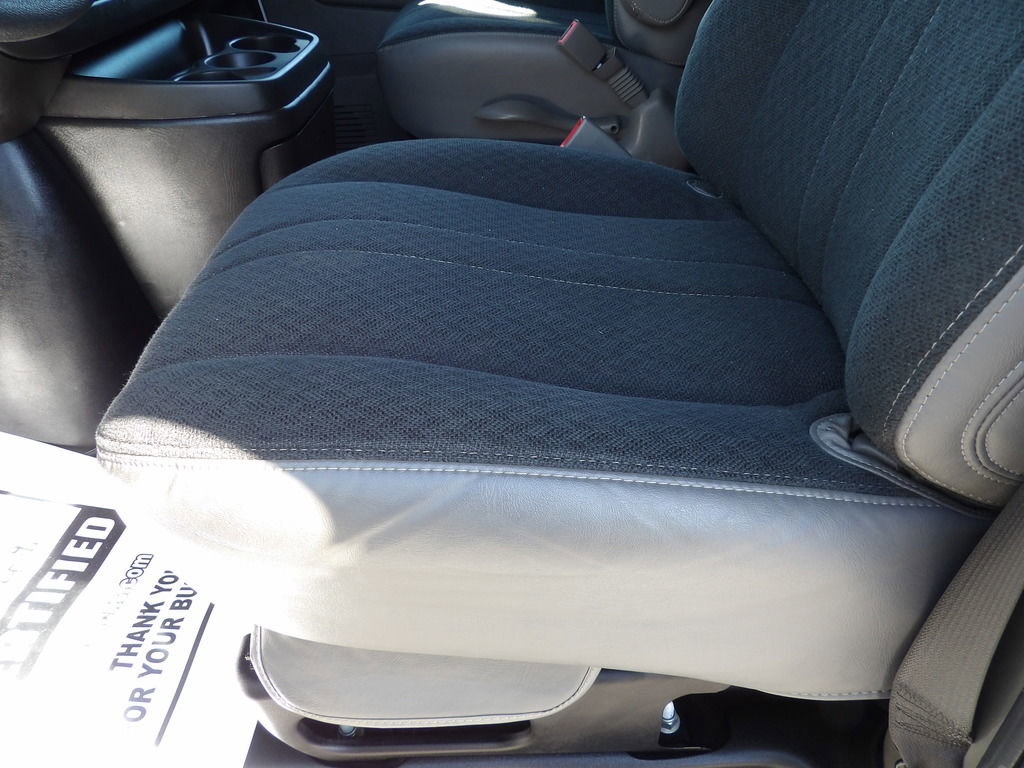 Used 2024 GMC Savana 2500 w/ Driver Convenience Package RWD image 18