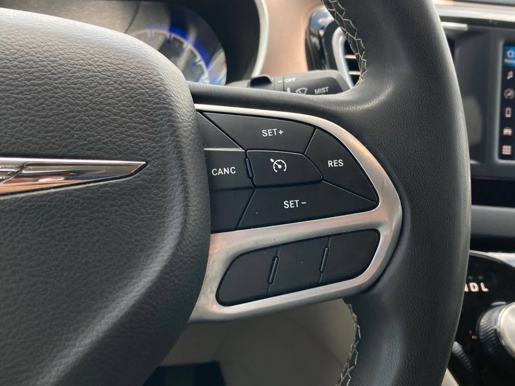Used 2023 Chrysler Voyager LX FWD image 17