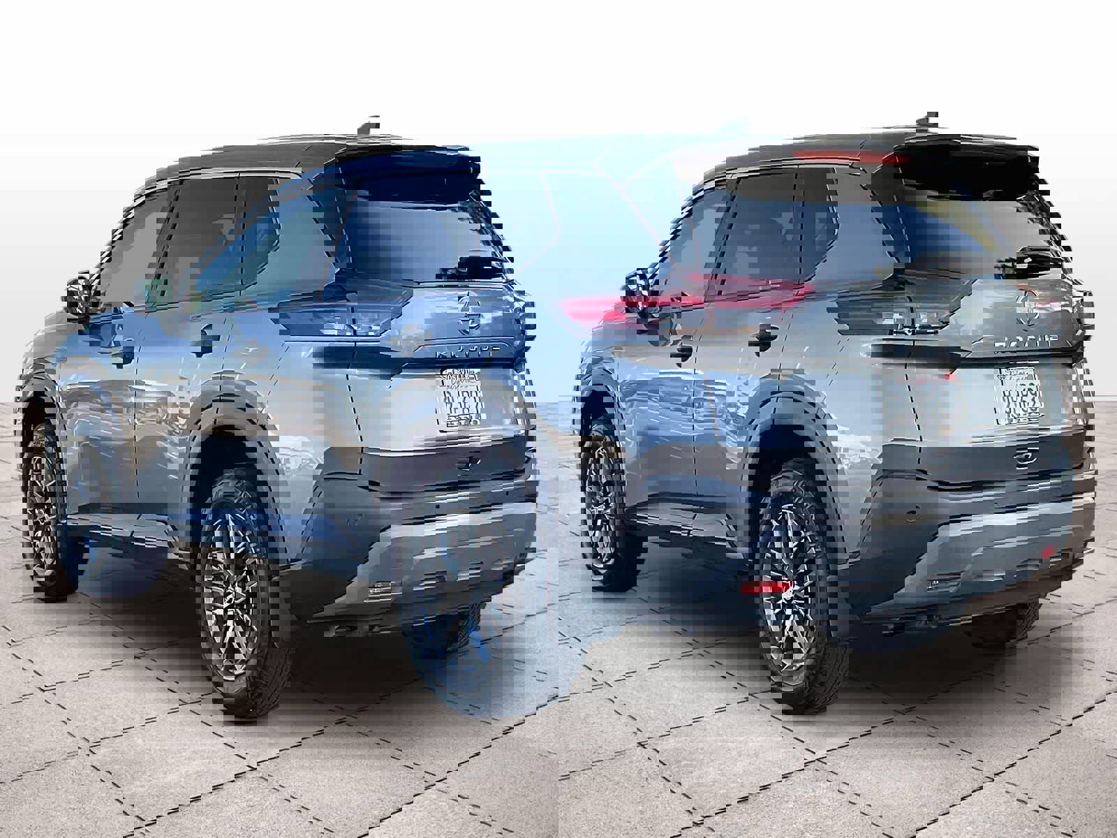 Used 2023 Nissan Rogue S image 14