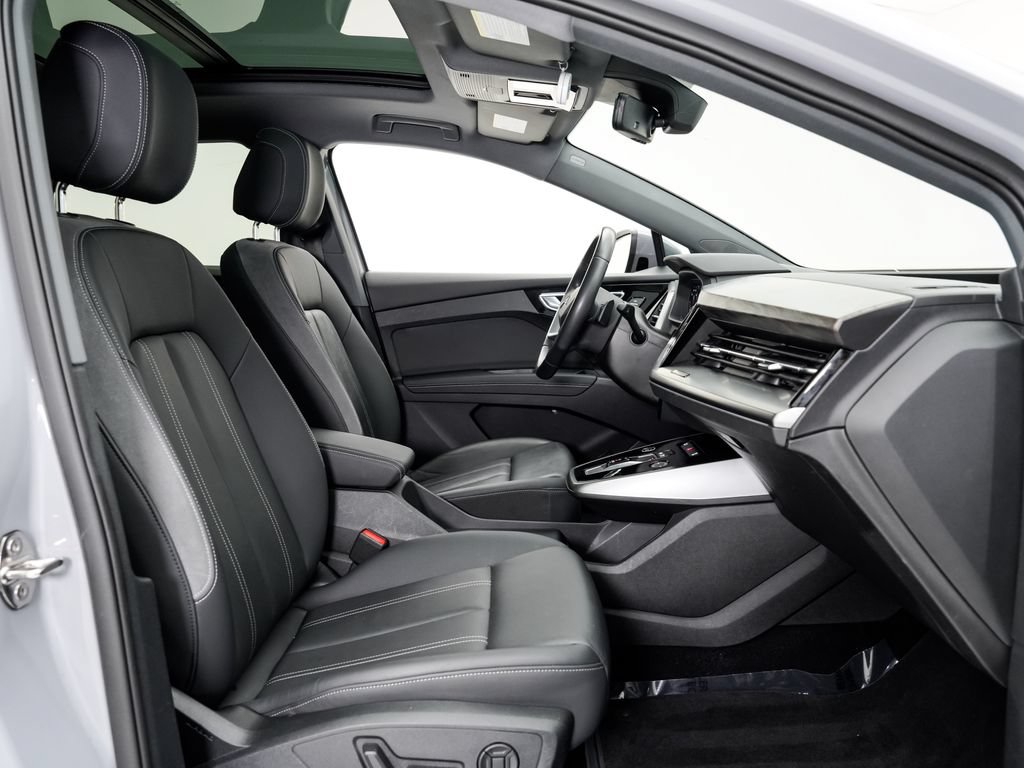 Used 2024 Audi Q4 e-tron Premium w/ Convenience Package AWD/4WD image 22