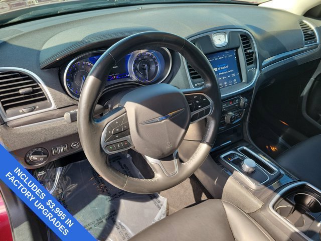 Used 2021 Chrysler 300 Touring L RWD image 20