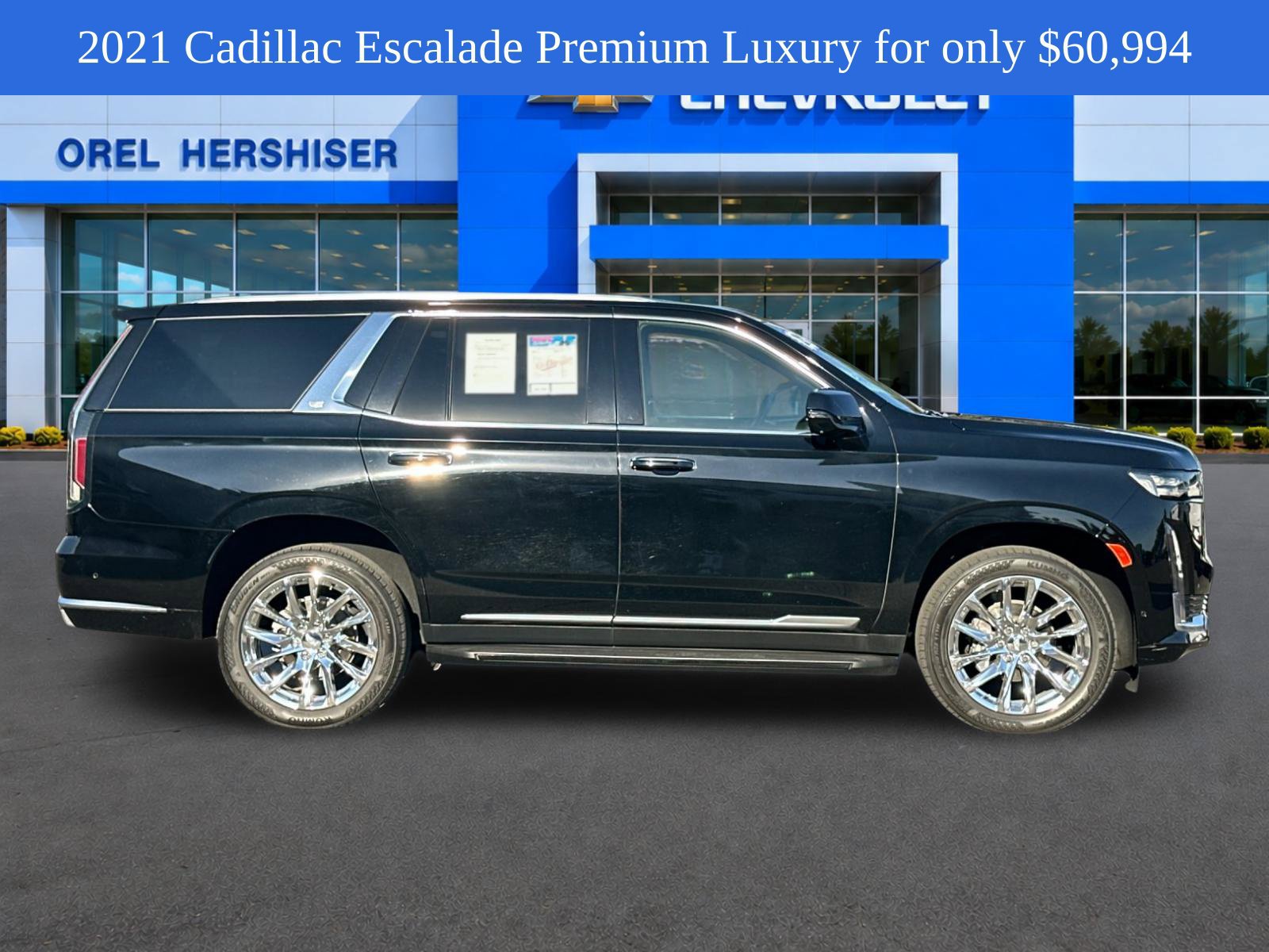 Used 2021 Cadillac Escalade Premium Luxury w/ LPO, Radiant Package AWD/4WD image 4
