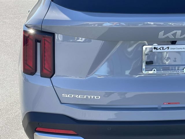 New 2026 Kia Sorento S FWD image 10