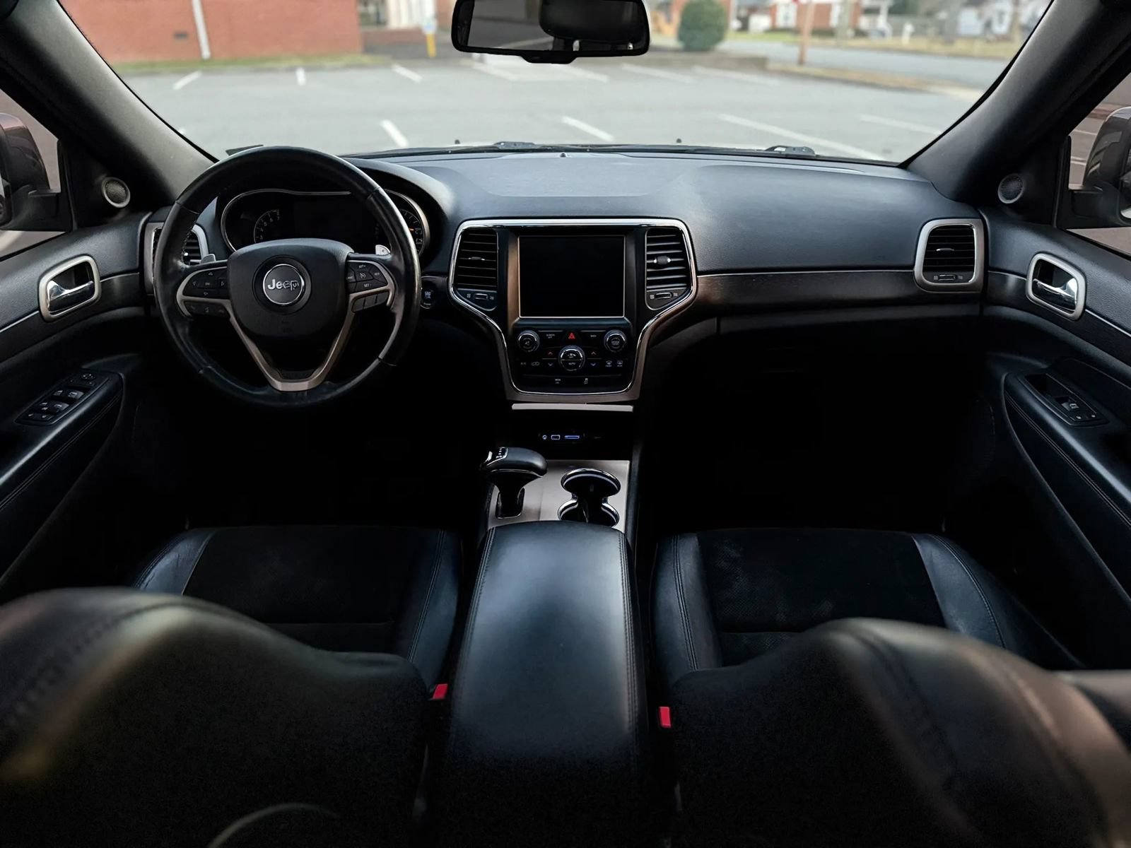 Used 2015 Jeep Grand Cherokee Altitude AWD/4WD image 14