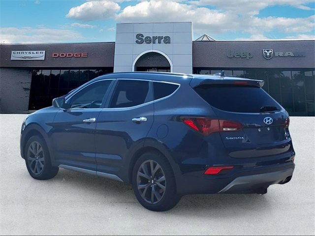 Used 2017 Hyundai Santa Fe Sport image 4