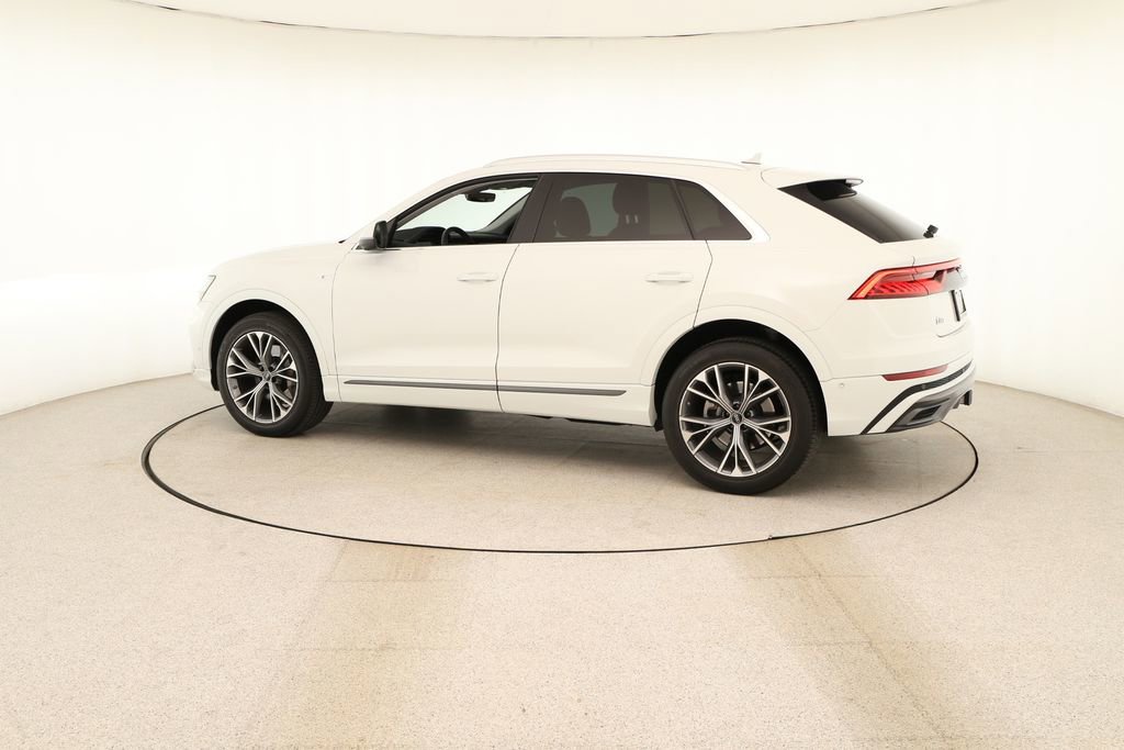 Certified 2023 Audi Q8 Premium Plus w/ Premium Plus Package image 3
