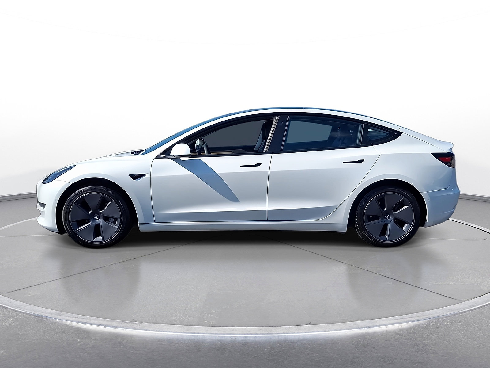 Used 2022 Tesla Model 3 Long Range image 5