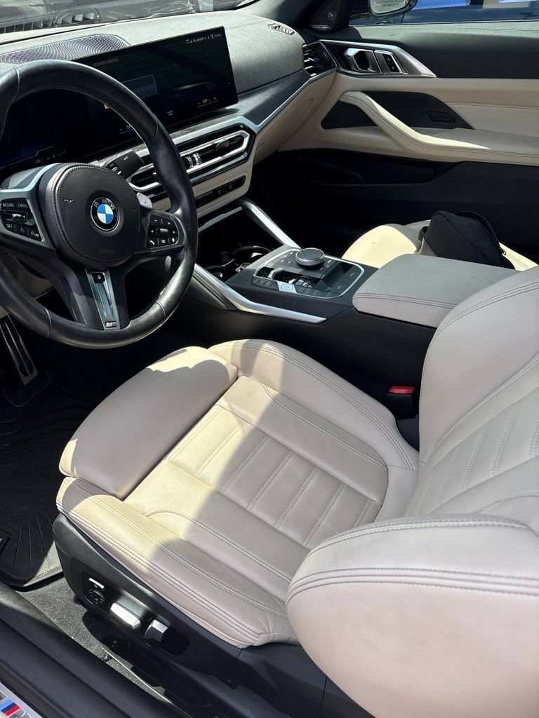 Used 2024 BMW M440i Convertible w/ Premium Package RWD image 3