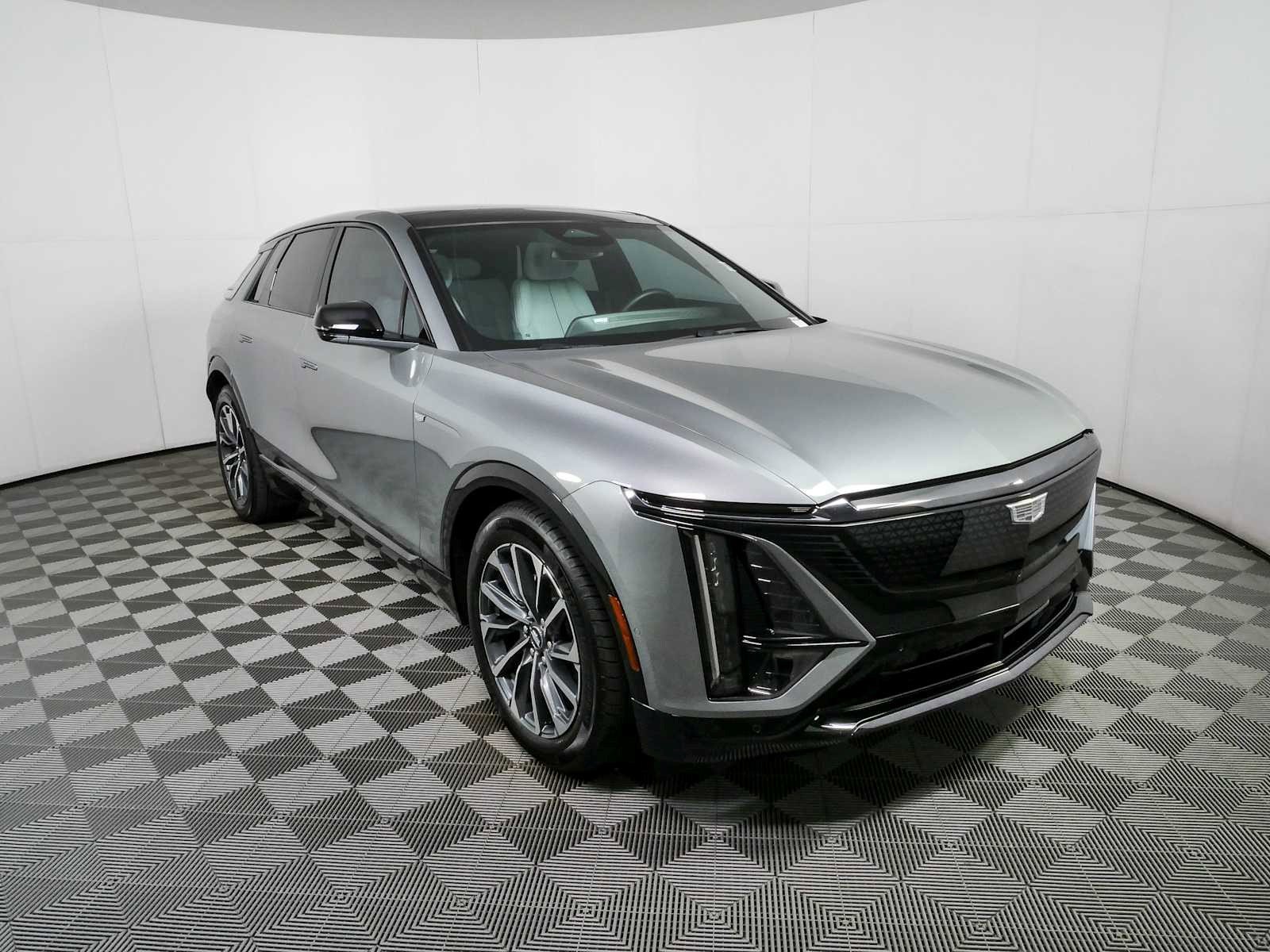 Certified 2024 Cadillac Lyriq Sport AWD/4WD image 1
