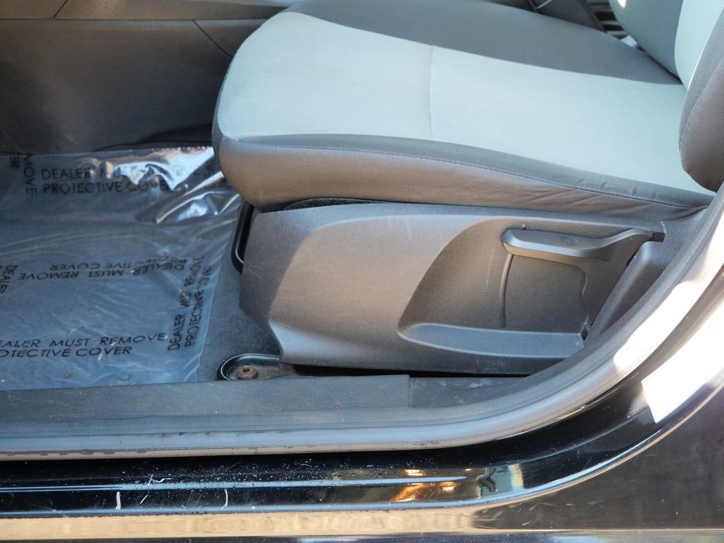 Used 2017 Ford Fiesta S FWD image 16
