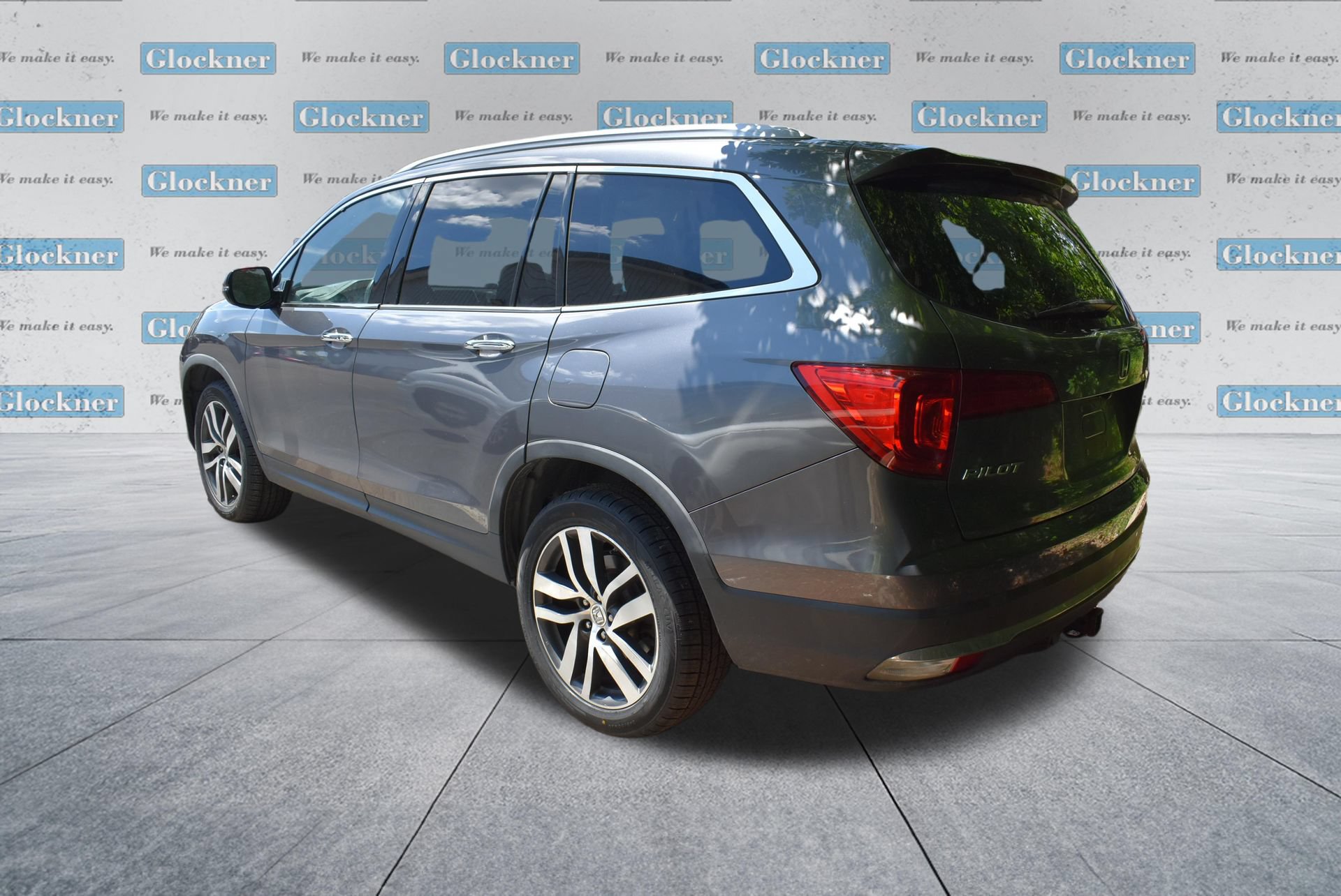 Used 2017 Honda Pilot Touring image 12