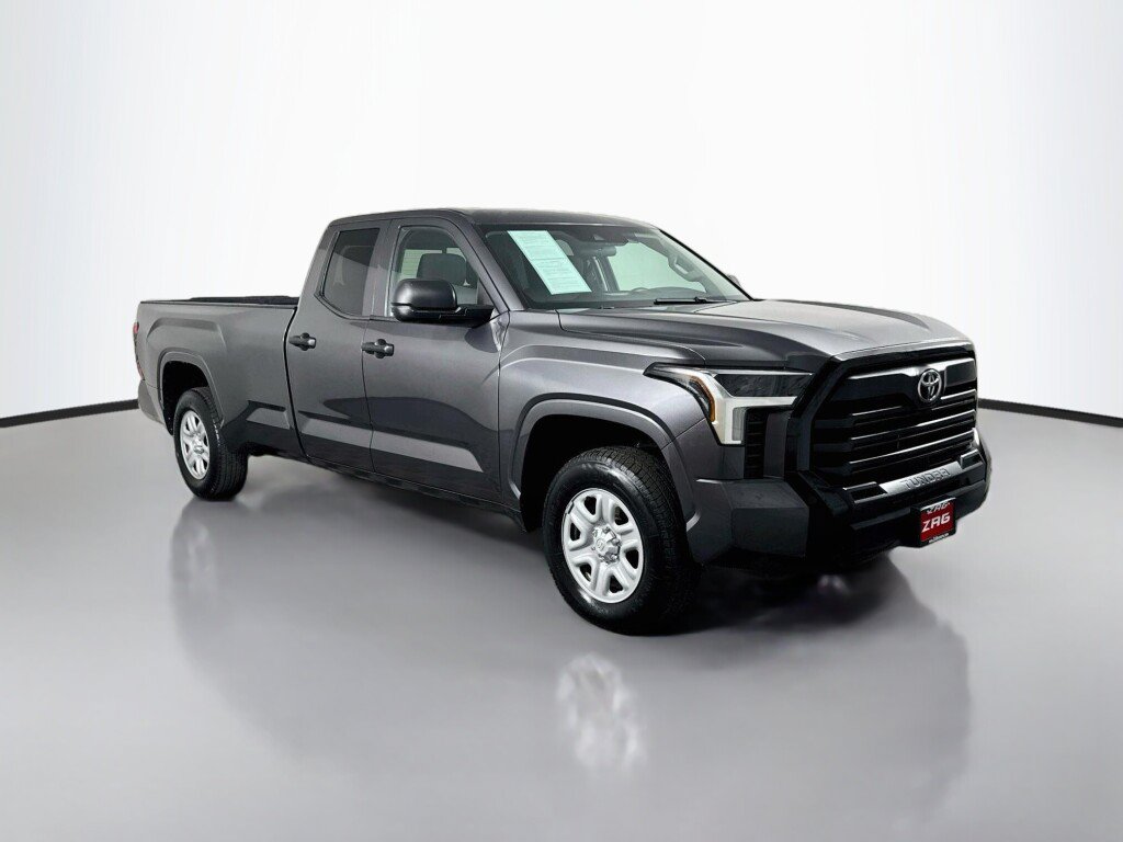 Used 2022 Toyota Tundra SR w/ SR Tow Package AWD/4WD image 7