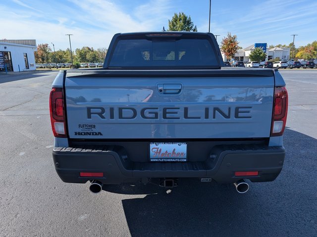 New 2026 Honda Ridgeline Black Edition image 8