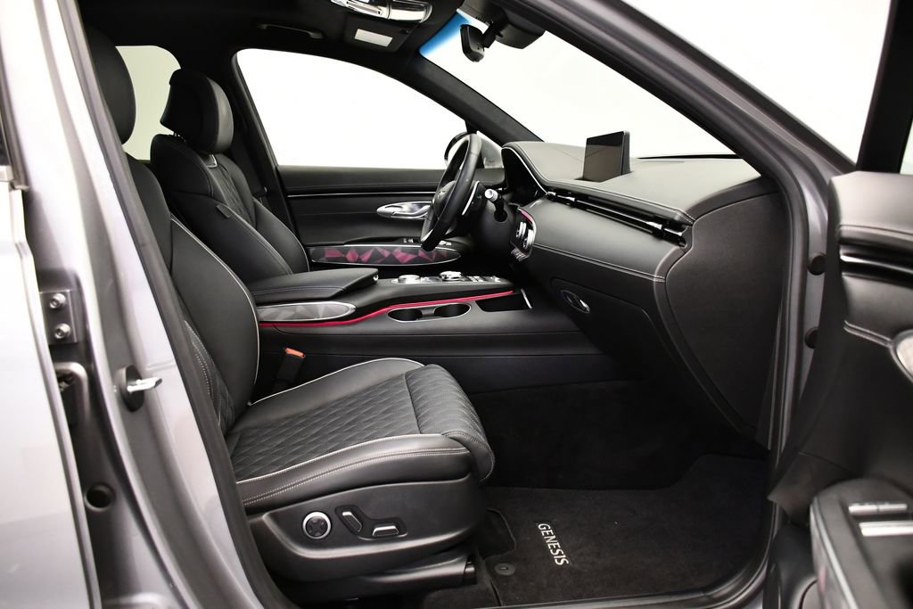 Used 2025 Genesis GV70 3.5T Sport w/ Sport Advanced Package image 47