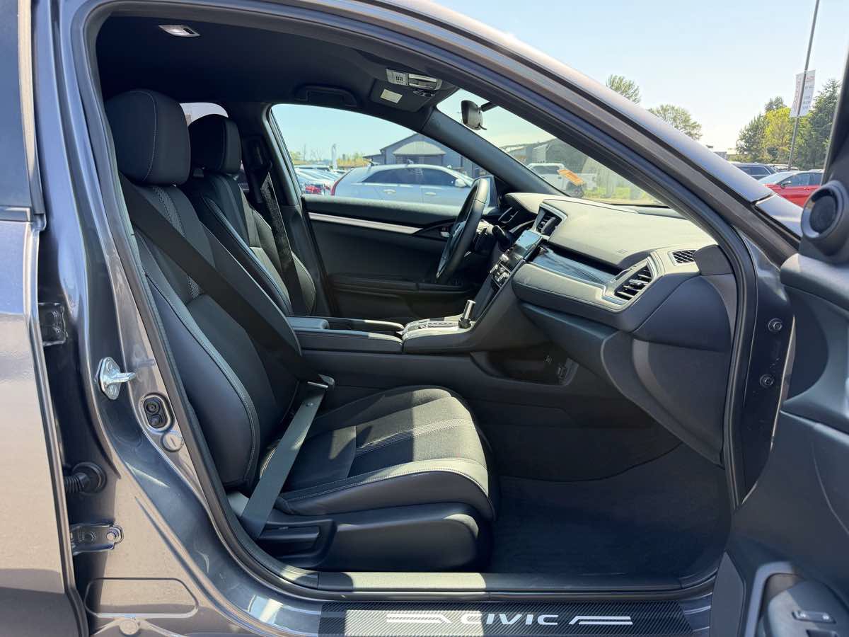 Used 2021 Honda Civic Sport image 13