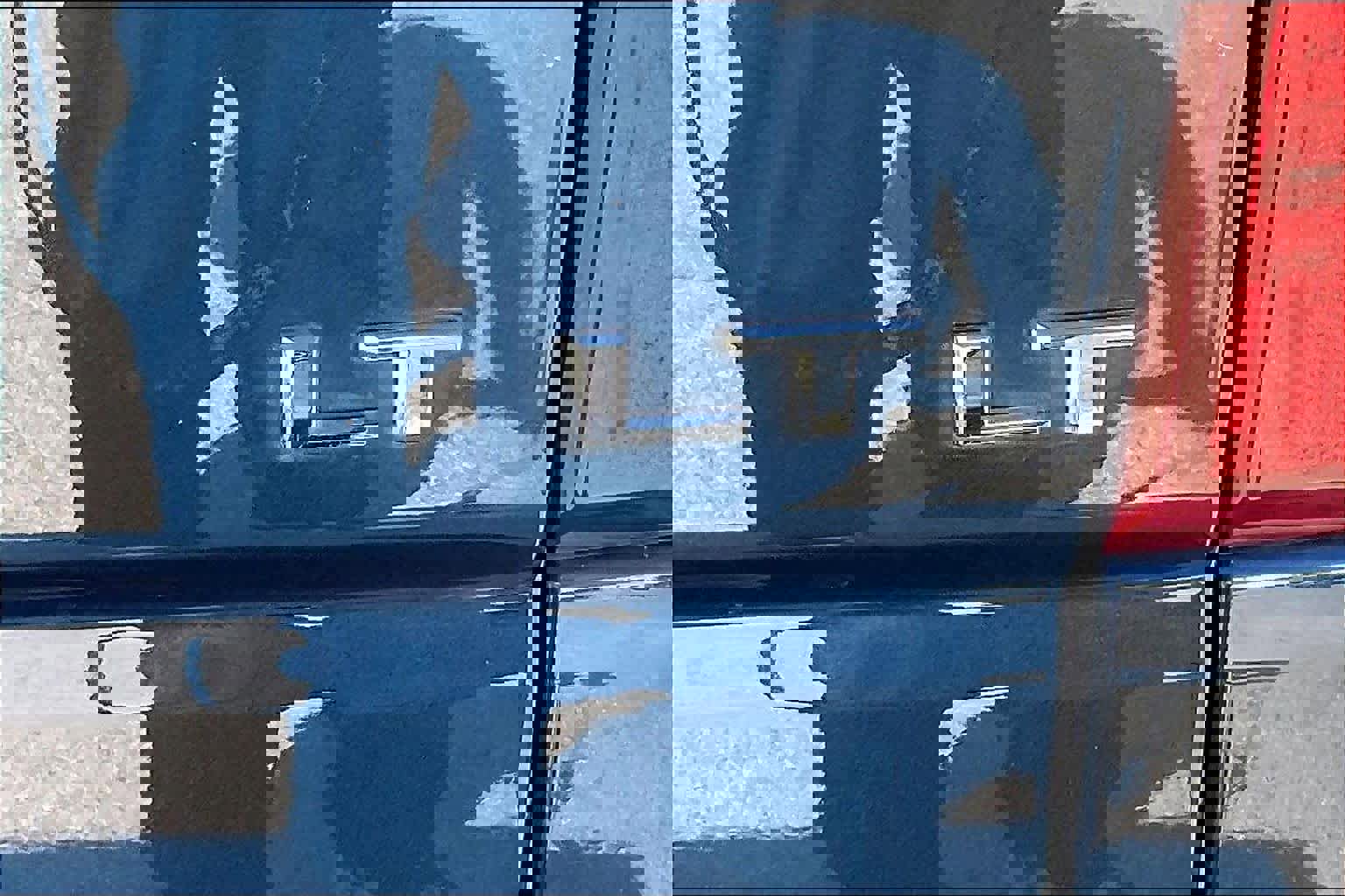 Used 2023 Chevrolet Silverado 1500 LT image 10