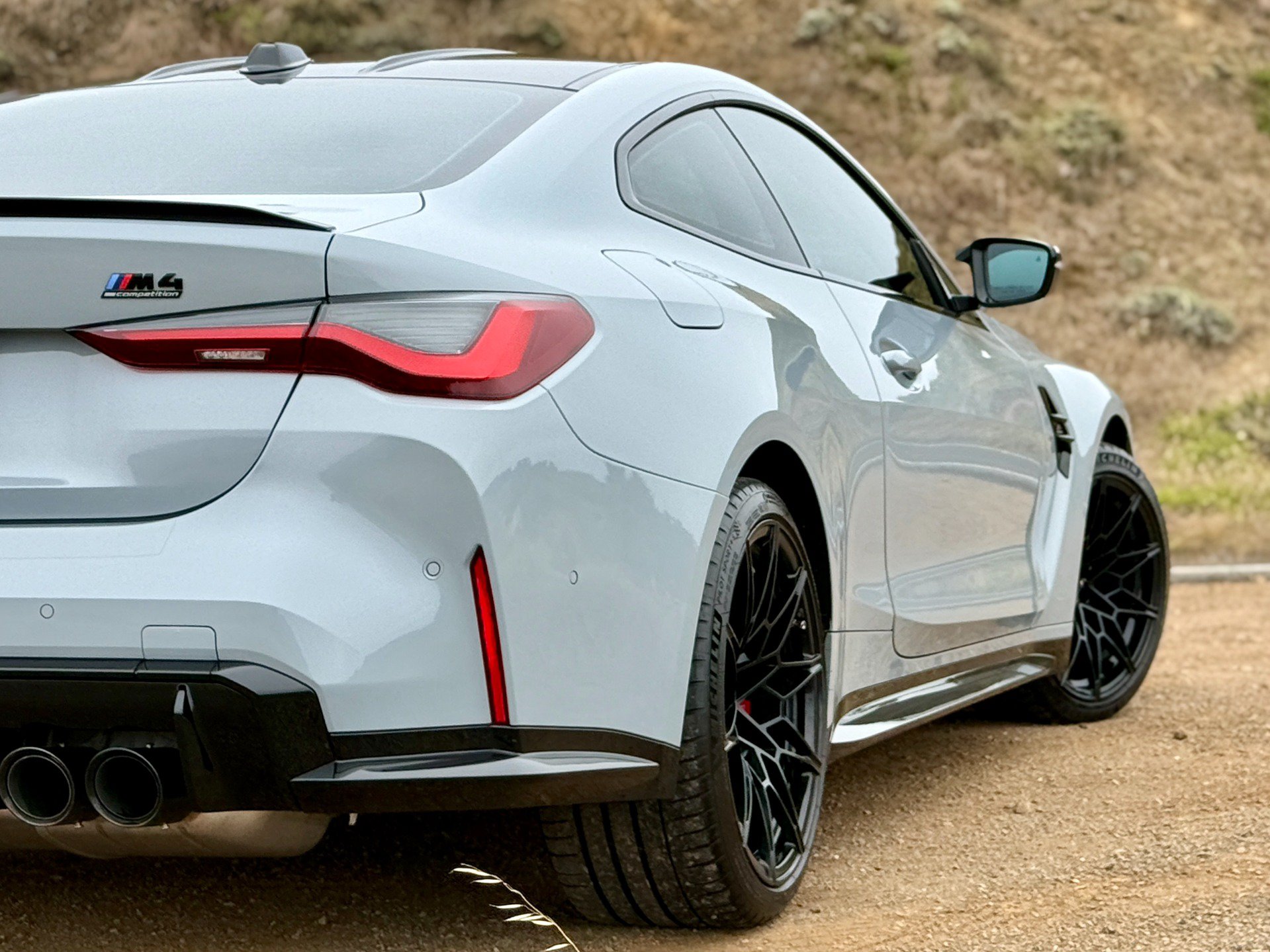 Used 2024 BMW M4 Competition RWD image 6