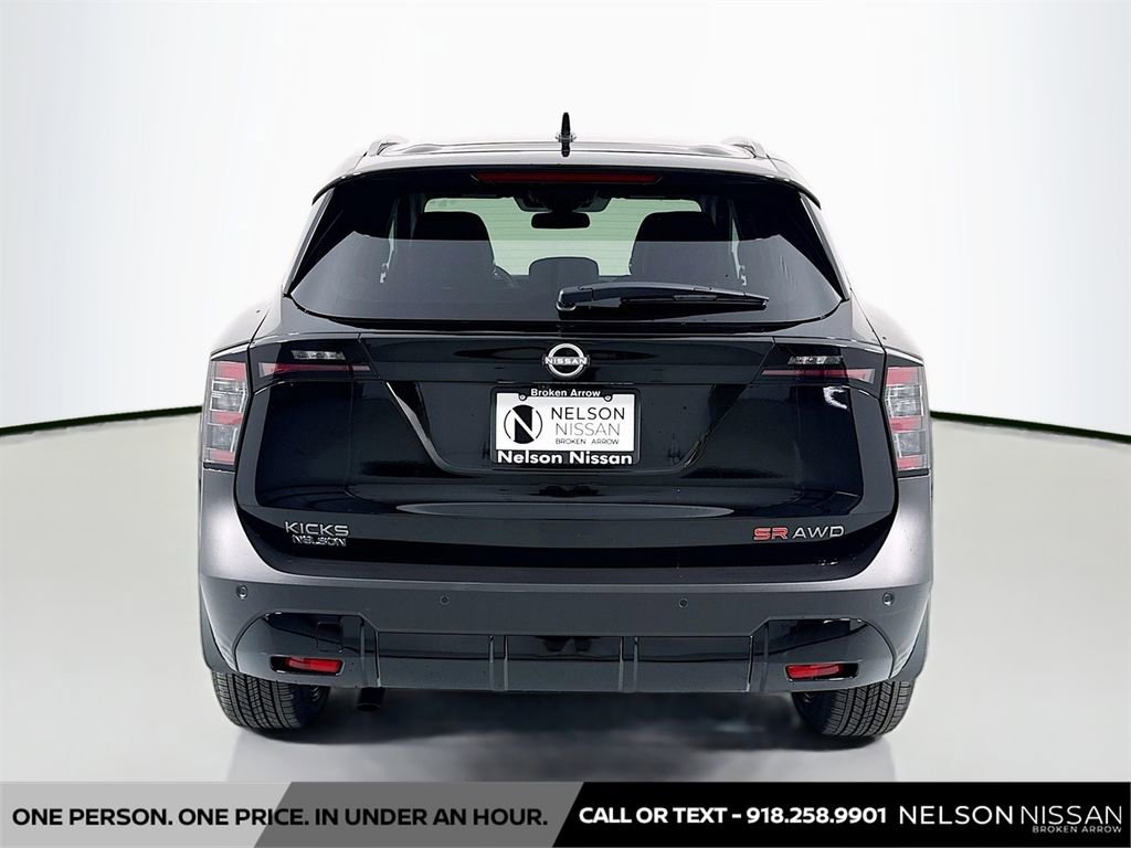 New 2025 Nissan Kicks SR w/ SR Premium Package image 6
