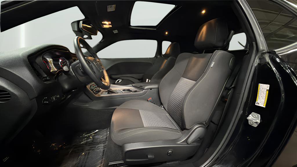 Used 2023 Dodge Challenger GT RWD image 23