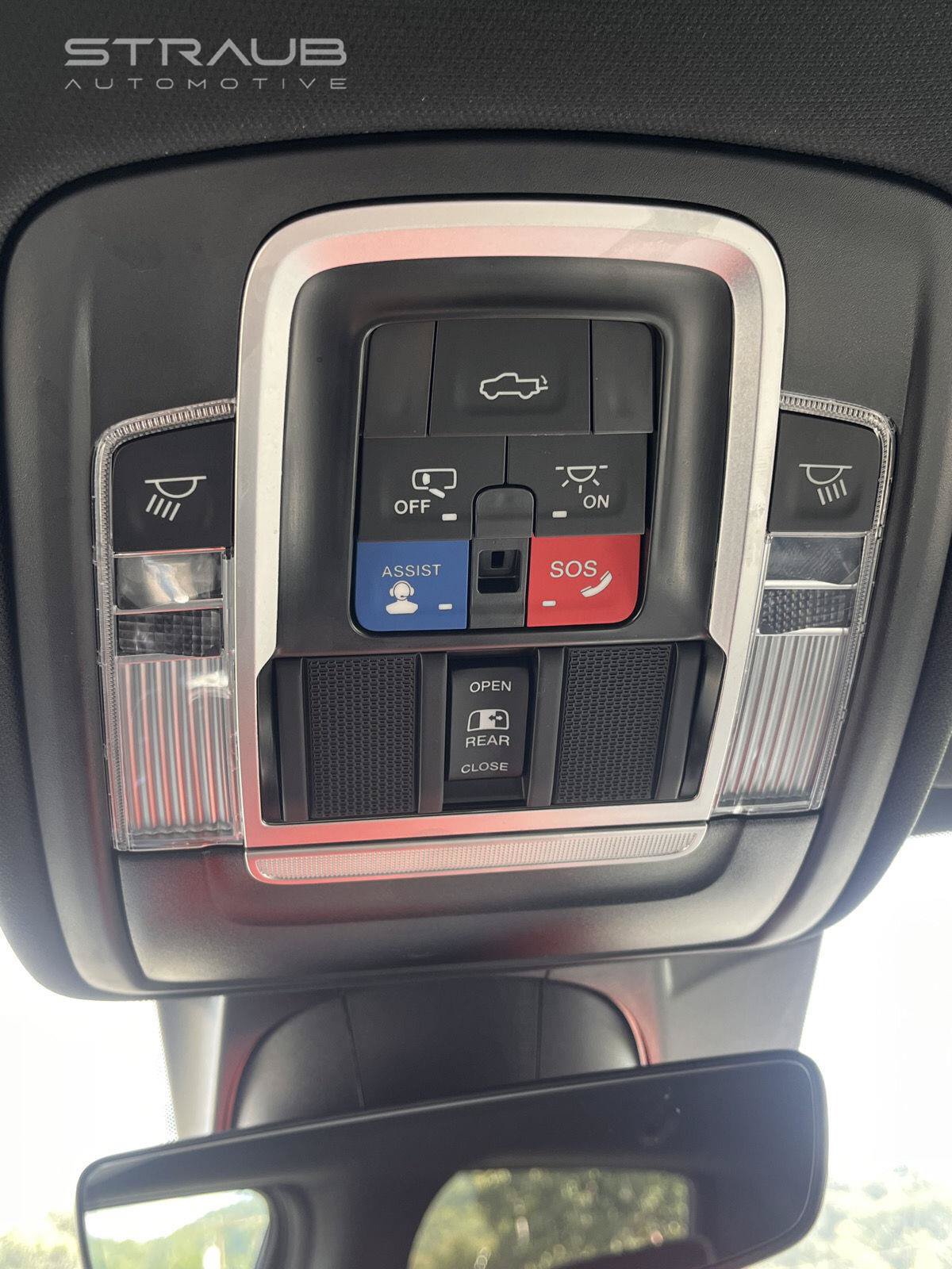 Used 2023 RAM 1500 Laramie AWD/4WD image 27