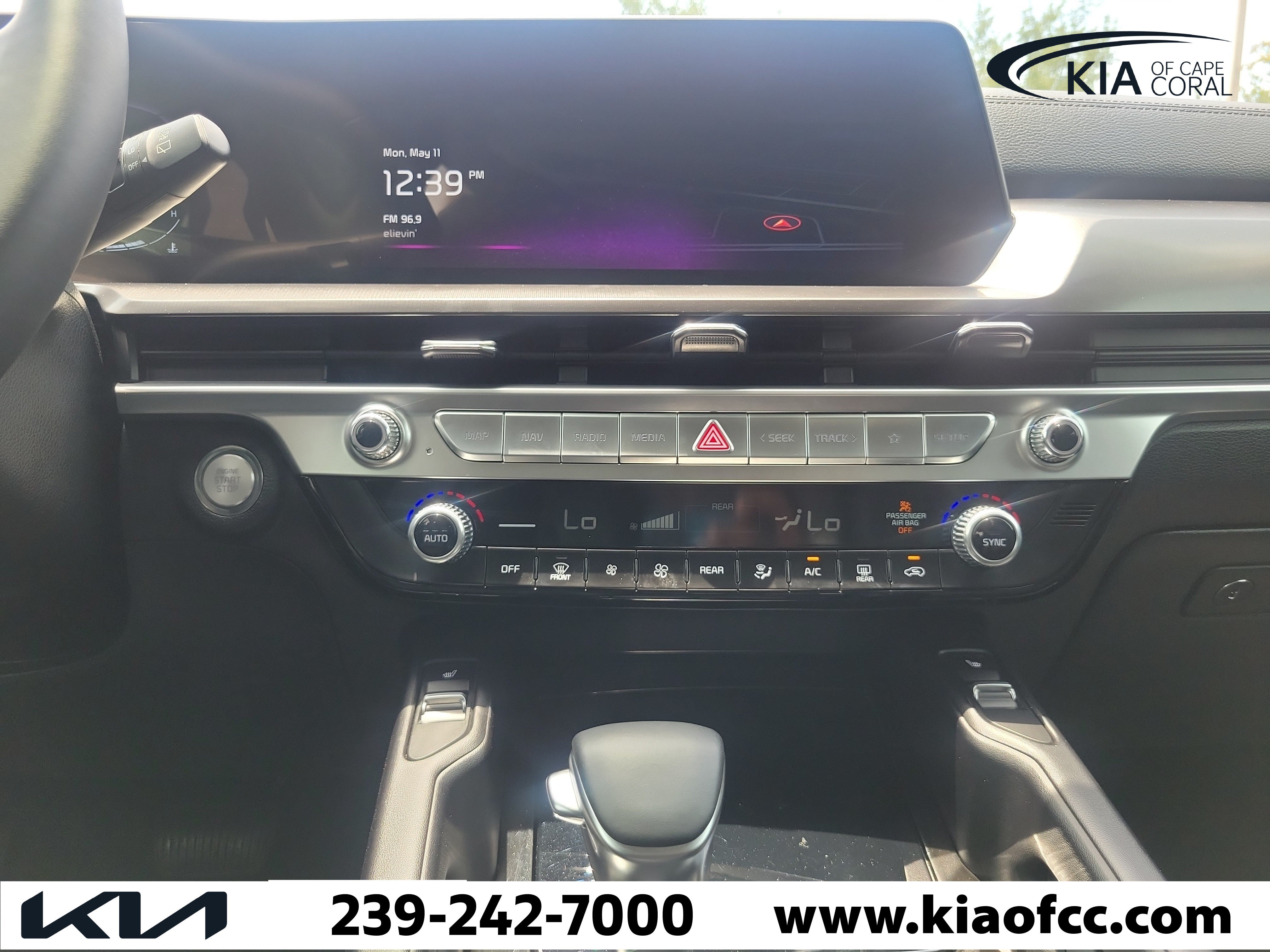 Certified 2024 Kia Telluride S w/ S Sunroof Package AWD/4WD image 25