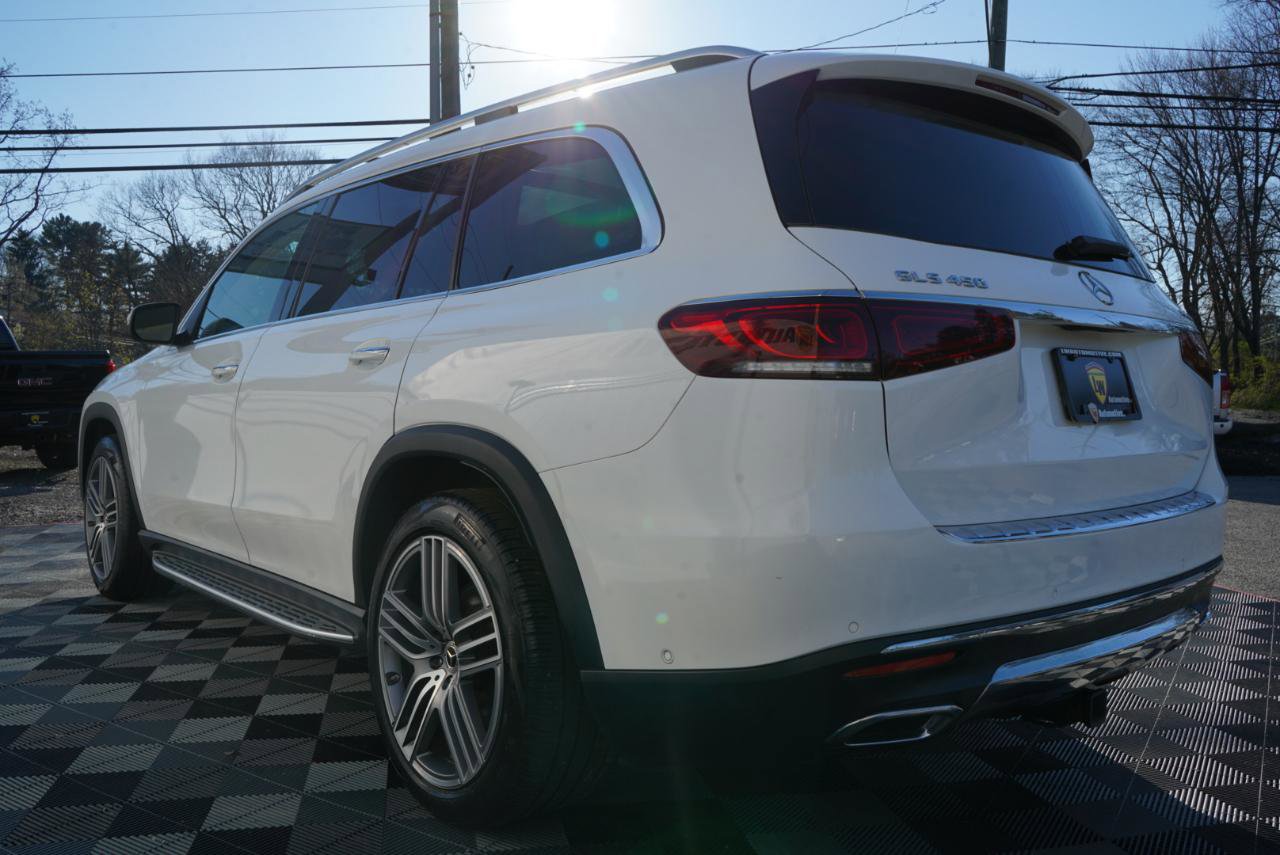 Used 2022 Mercedes-Benz GLS 450 4MATIC image 10