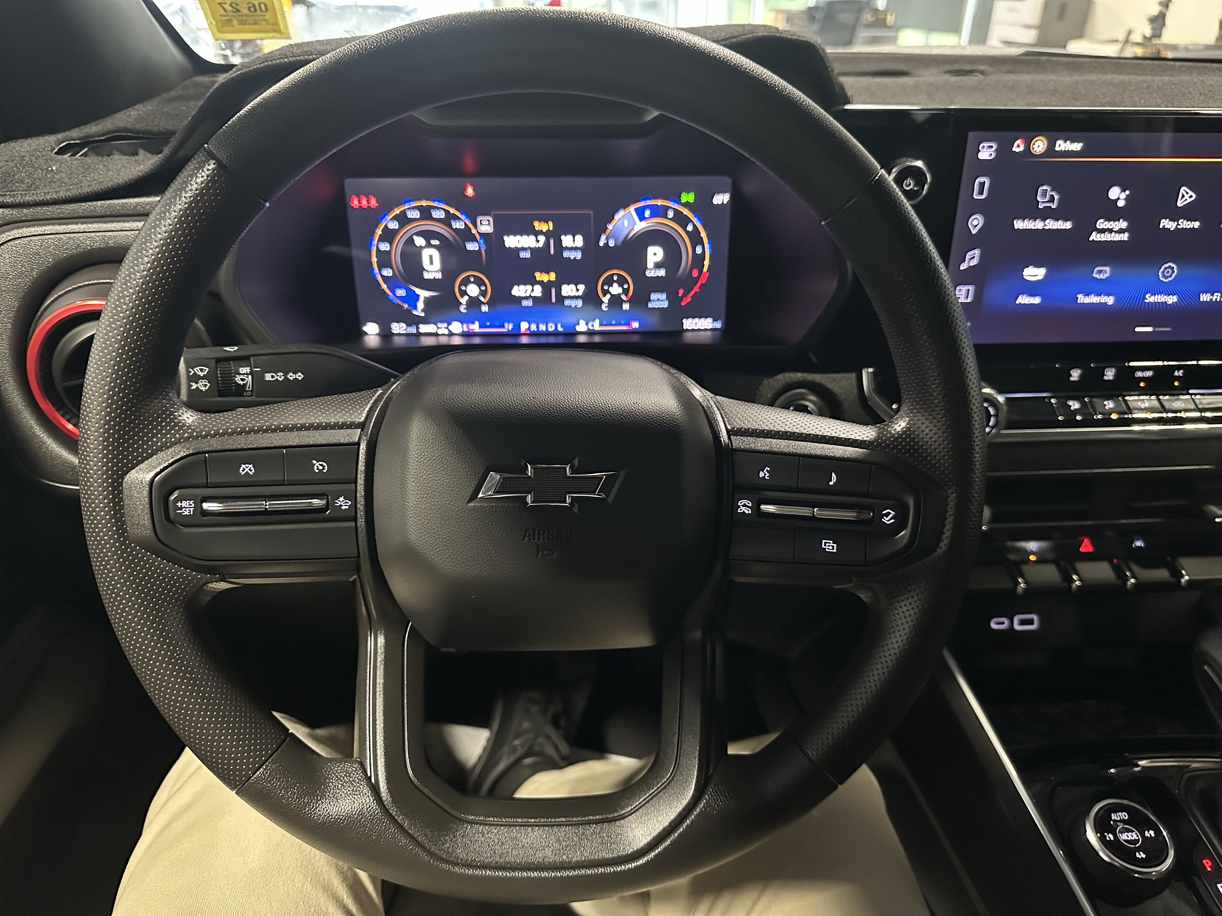 Used 2024 Chevrolet Colorado Trail Boss AWD/4WD image 10