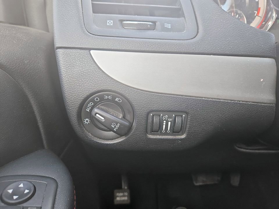 Used 2019 Dodge Grand Caravan GT image 20