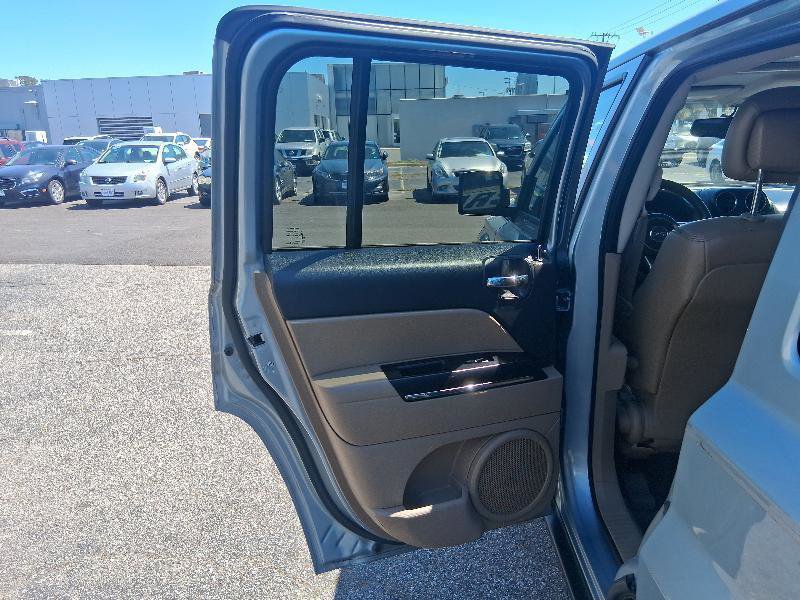 Used 2013 Jeep Patriot Limited w/ Sun/Sound Group FWD image 18