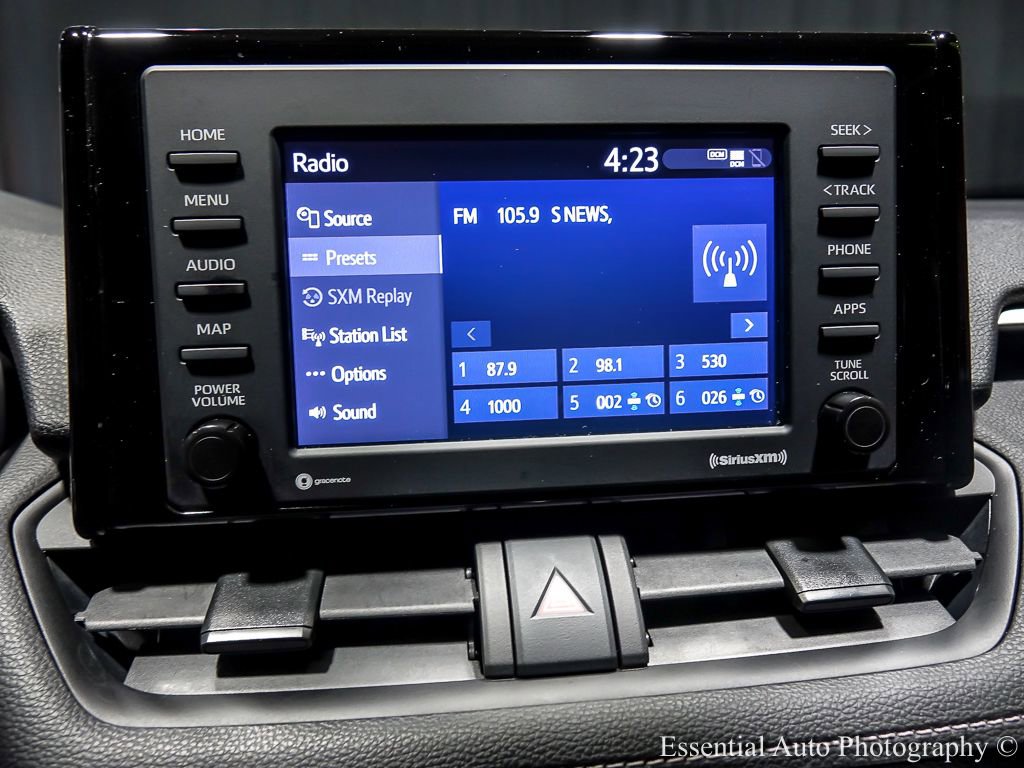 Used 2022 Toyota RAV4 XLE w/ Convenience Package image 23